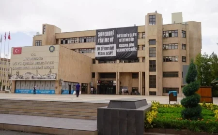 Diyarbakır Büyükşehir Belediyesi'nden Kritik Uyarı: Filistin ve Gazze Yardımı Adı Altında Dolandırıcılık Girişimleri