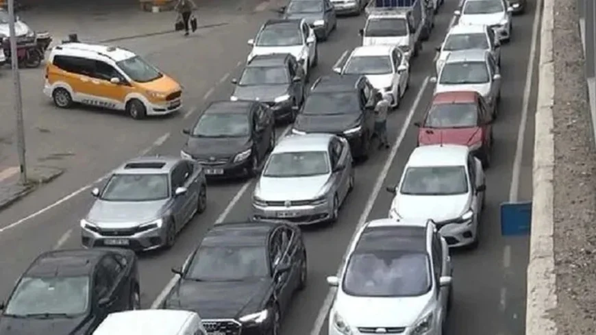 Diyarbakır'ın Trafik Çıkmazı: Vatandaşlar Çözüm İçin Yapay Zekâyı İşaret Ediyor